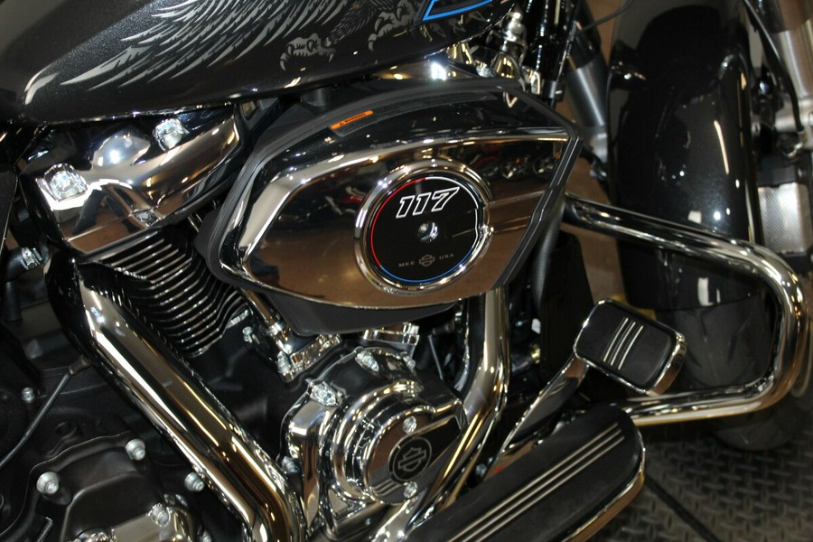 2026 Harley-Davidson® Street Glide® Midnight Ember