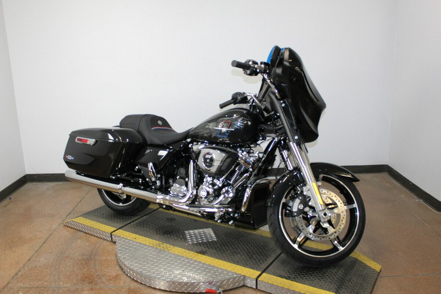 2026 Harley-Davidson® Street Glide® Midnight Ember
