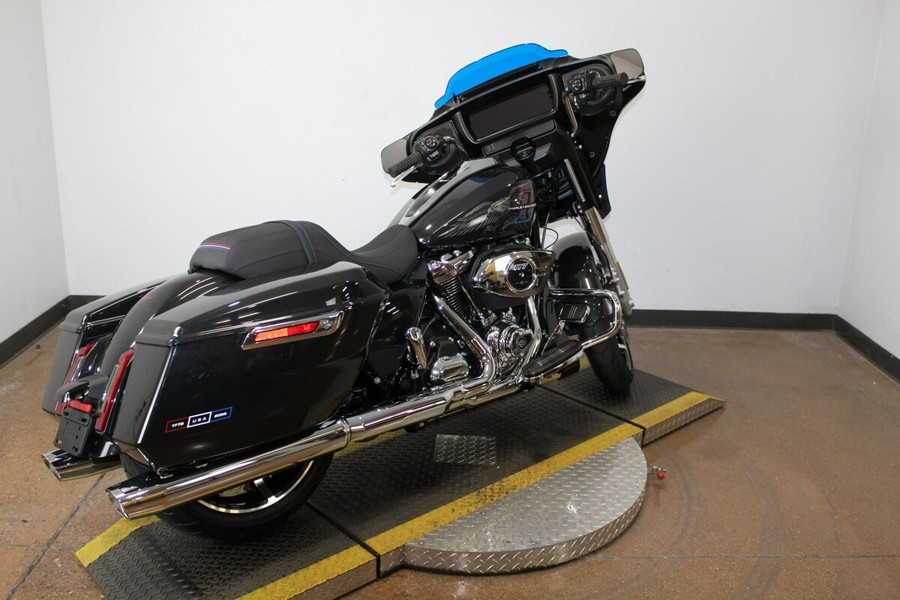 2026 Harley-Davidson® Street Glide® Midnight Ember