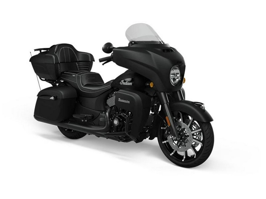 2021 Indian Motorcycle® Roadmaster® Dark Horse® Thunder Black Smoke