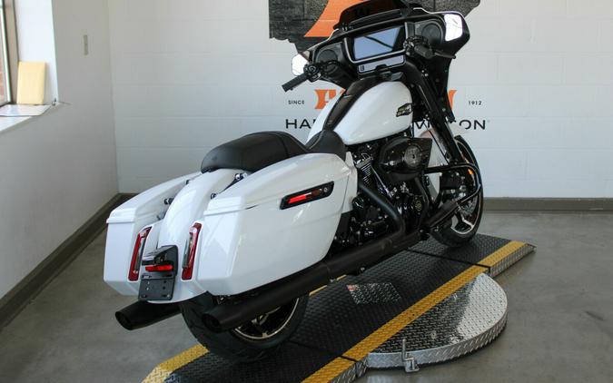 2024 Harley-Davidson Street Glide Grand American Touring FLHX