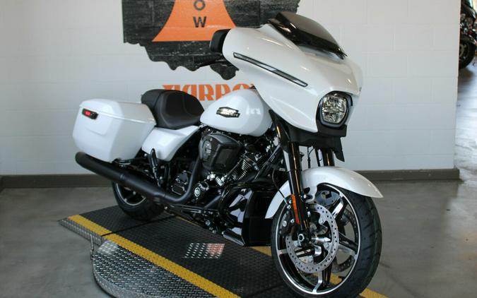 2024 Harley-Davidson Street Glide Grand American Touring FLHX