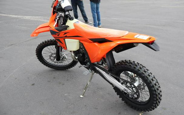 2025 KTM 150 XC-W