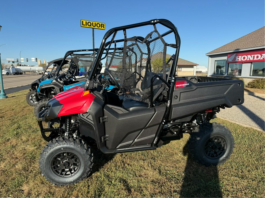 2026 Honda Pioneer 700 Deluxe