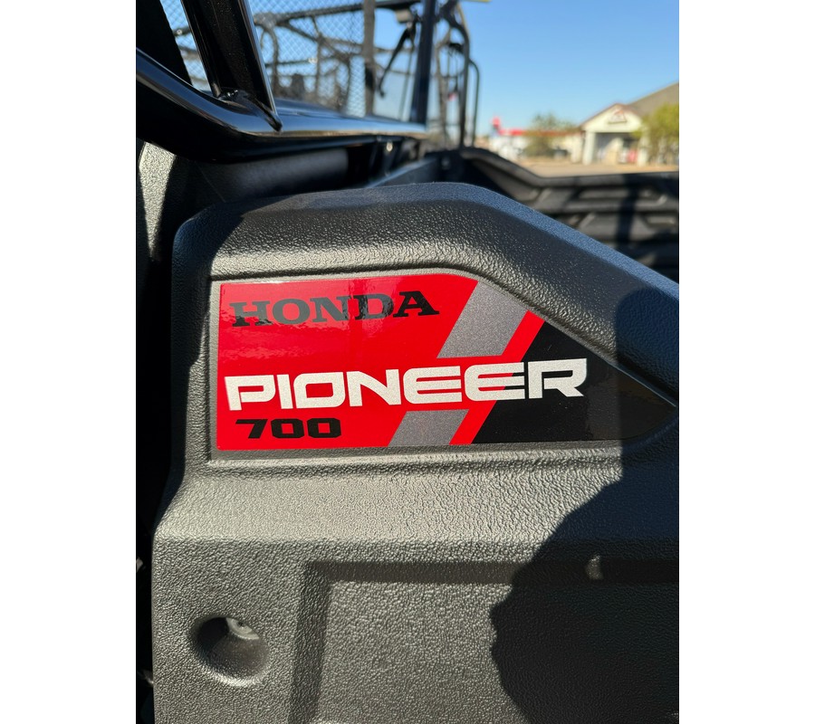 2026 Honda Pioneer 700 Deluxe