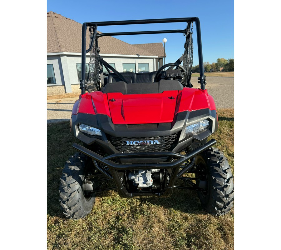 2026 Honda Pioneer 700 Deluxe