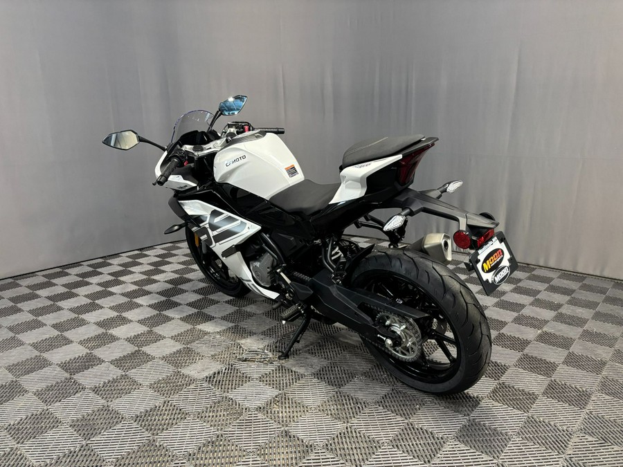 2026 CFMOTO 300SS