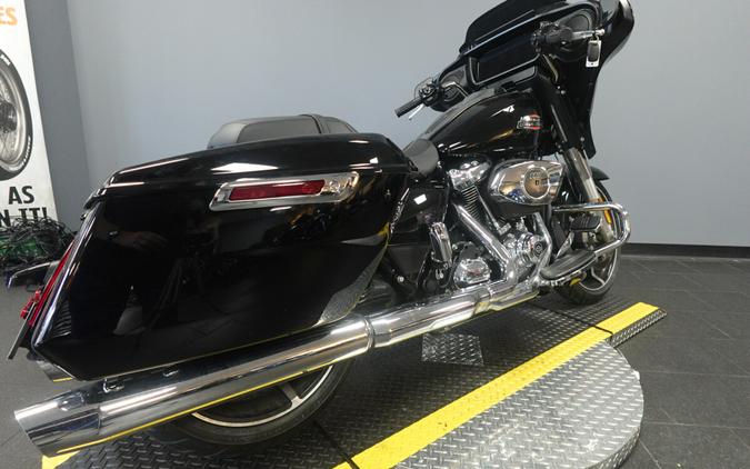 2024 Harley-Davidson Street Glide FLHX