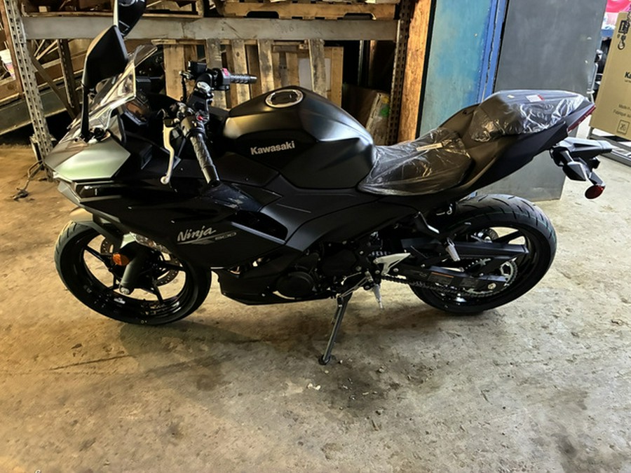 2026 Kawasaki EX500HTFNN