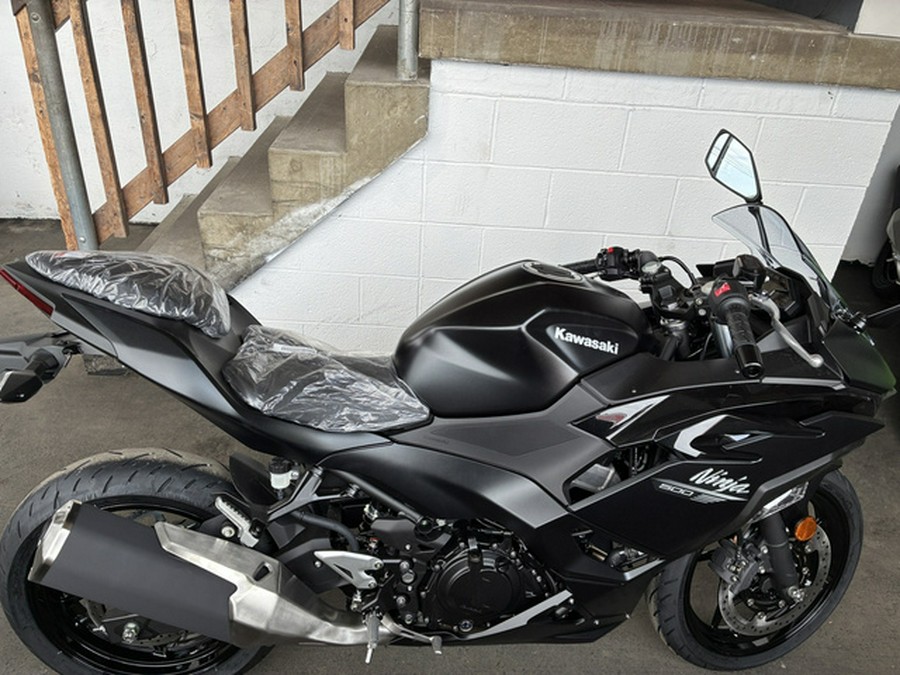 2026 Kawasaki EX500HTFNN