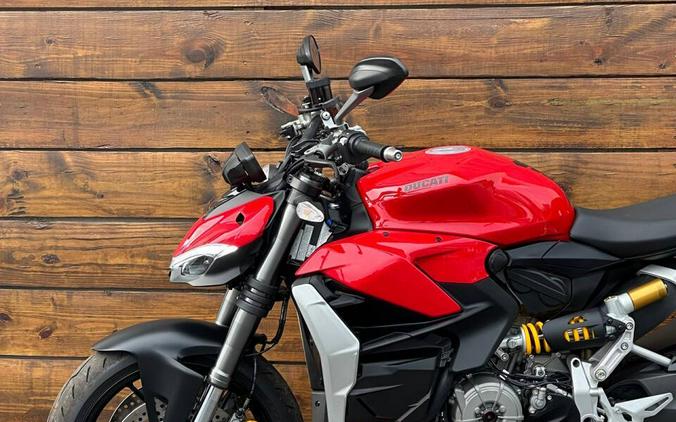 2022 Ducati Streetfighter V2