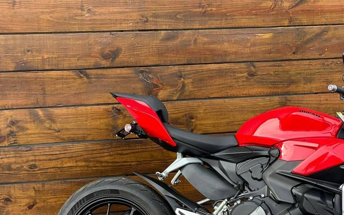 2022 Ducati Streetfighter V2