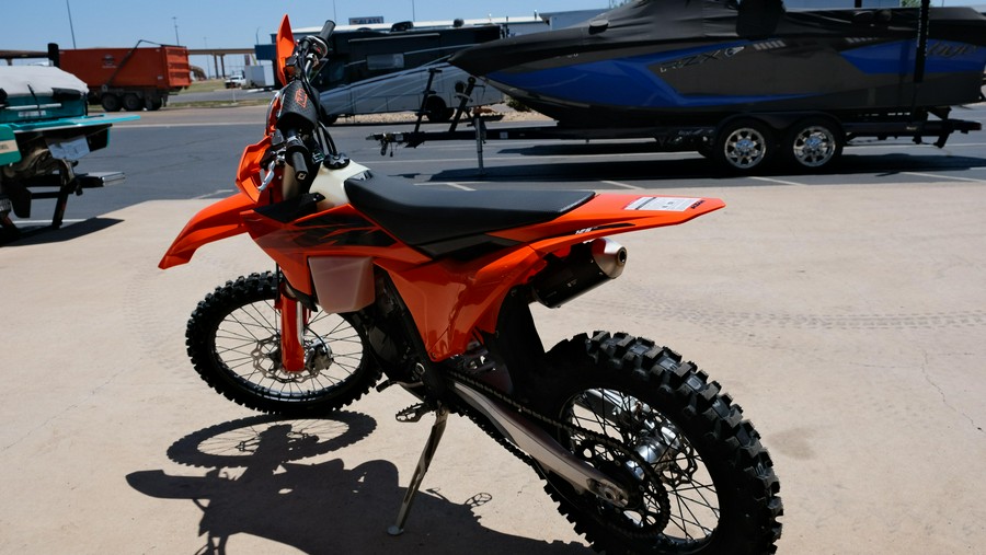 2027 KTM 125 XC