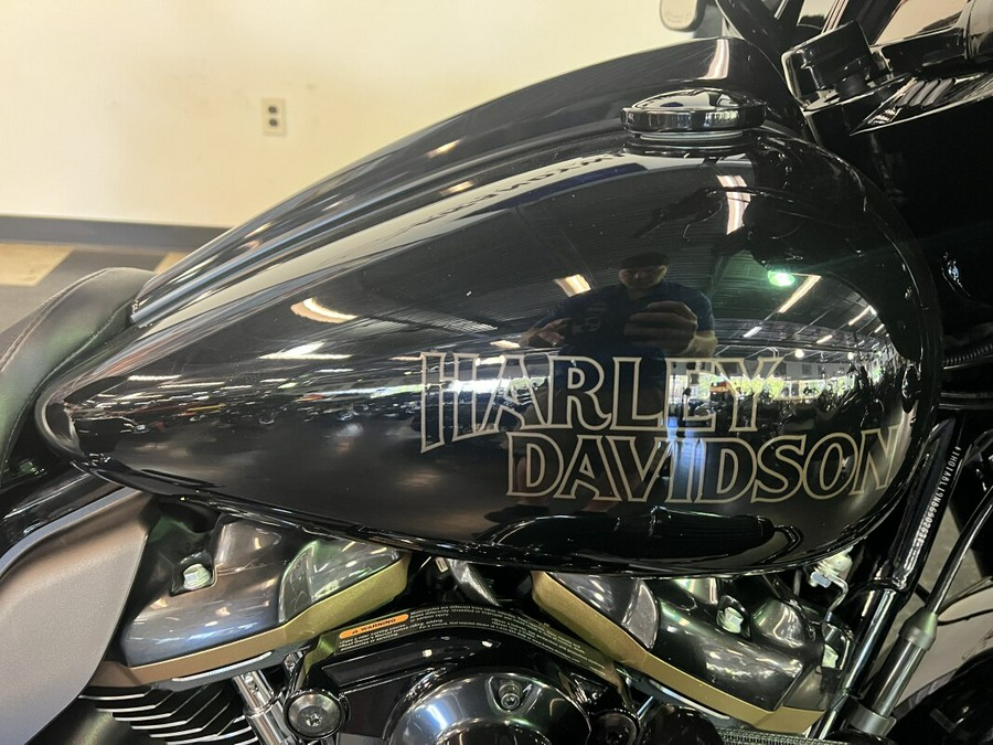 2022 Harley-Davidson Street Glide ST Vivid Black FLHXST