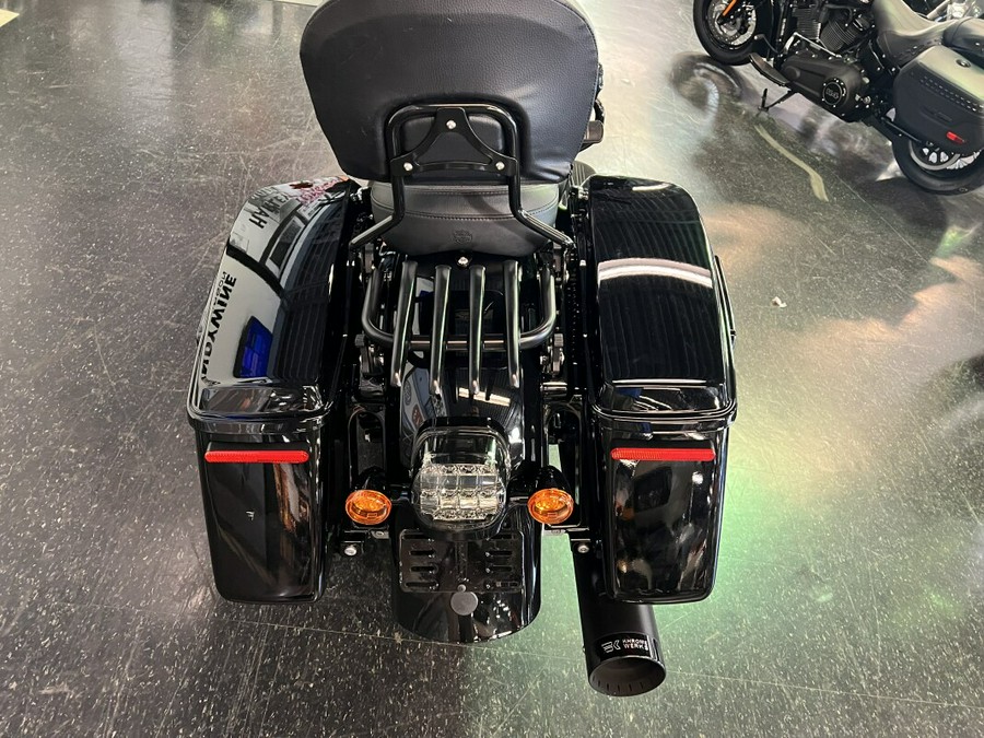 2022 Harley-Davidson Street Glide ST Vivid Black FLHXST