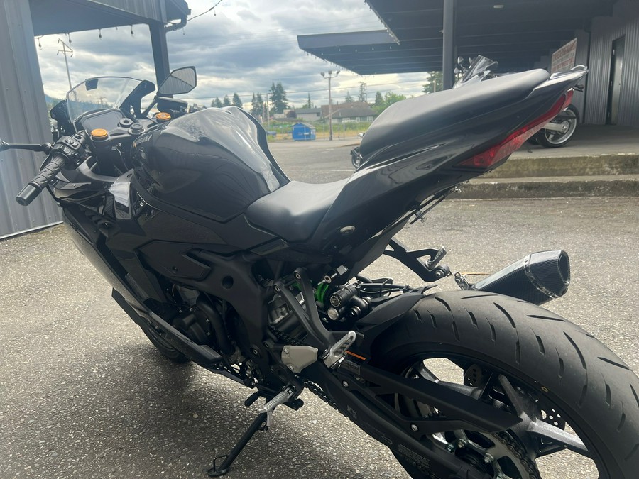 2024 Kawasaki ZX400PRFNL