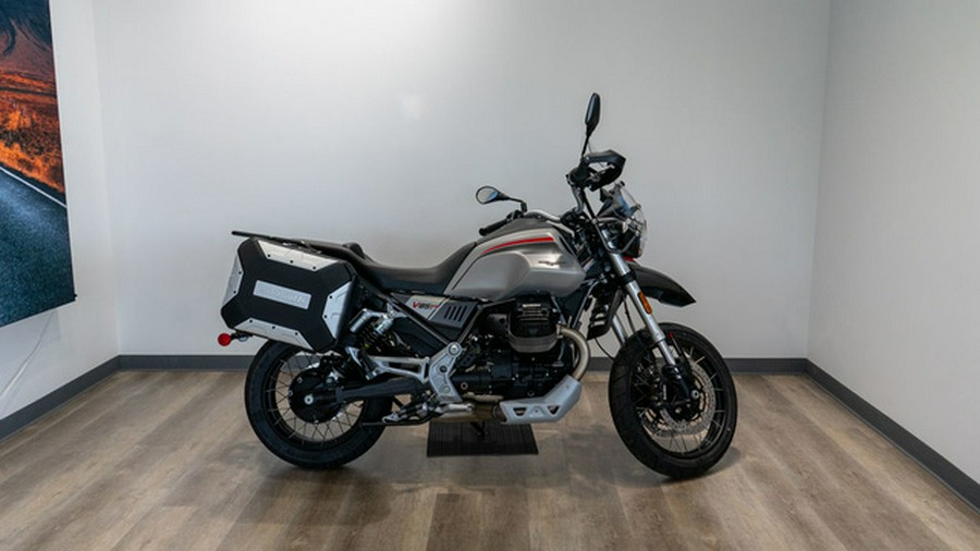 2023 Moto Guzzi V85 TT Travel