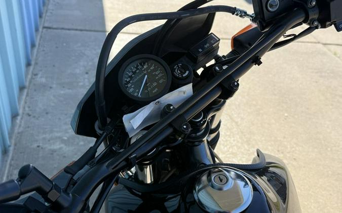 2025 Suzuki DR 650S