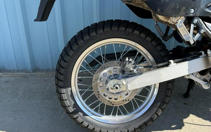 2025 Suzuki DR 650S