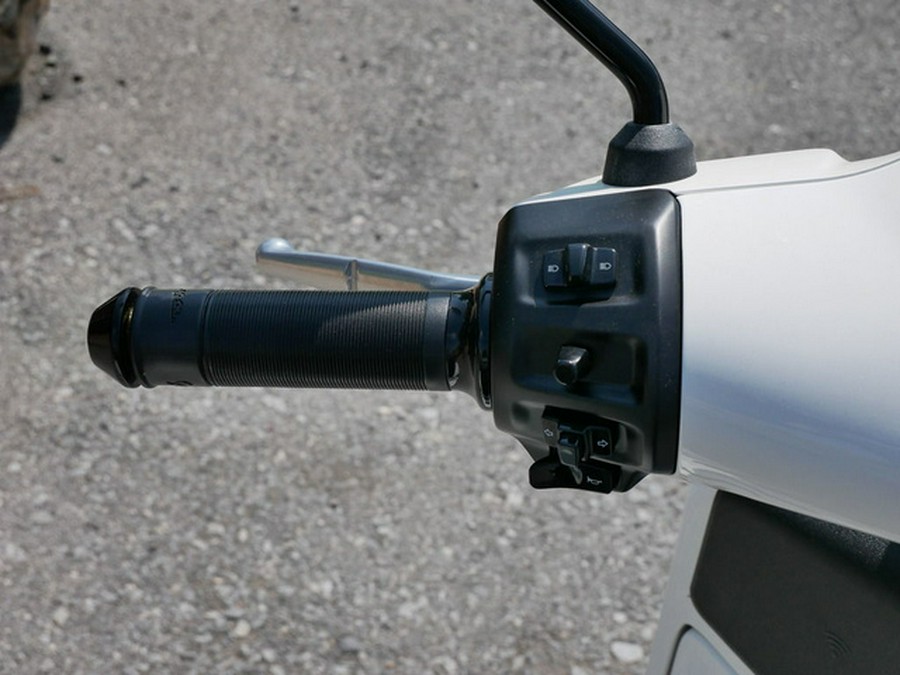 2025 Vespa GTS 310 SuperSport 310