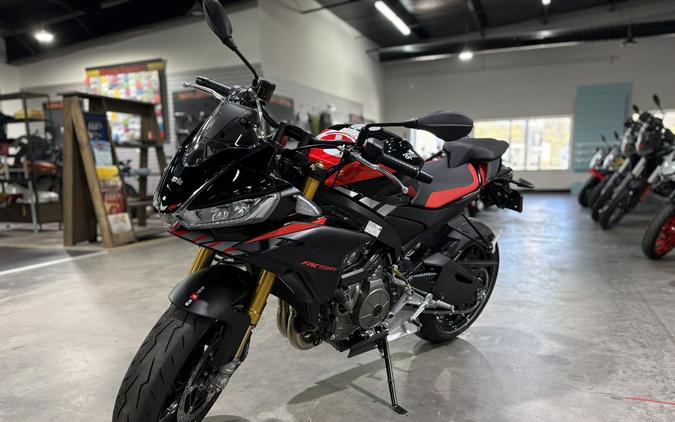 2026 Aprilia Tuono 660 Factory
