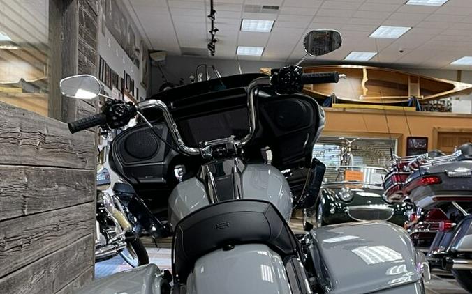 2024 Harley-Davidson Road Glide® Billiard Gray