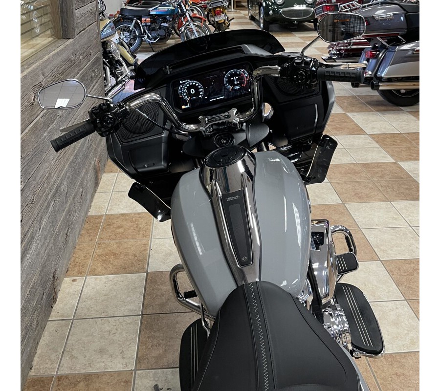 2024 Harley-Davidson Road Glide® Billiard Gray