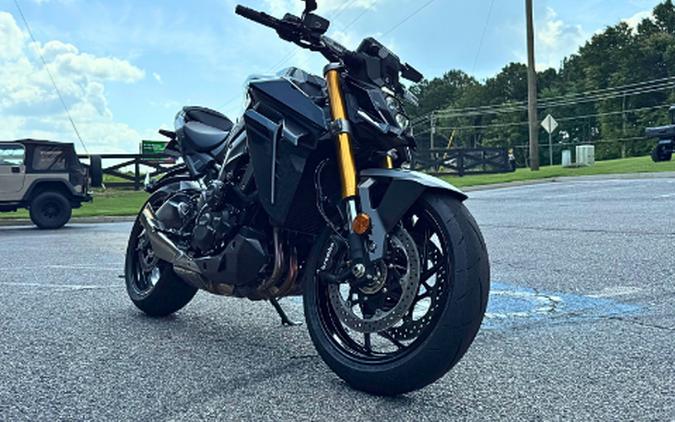 2025 Suzuki GSX-S1000