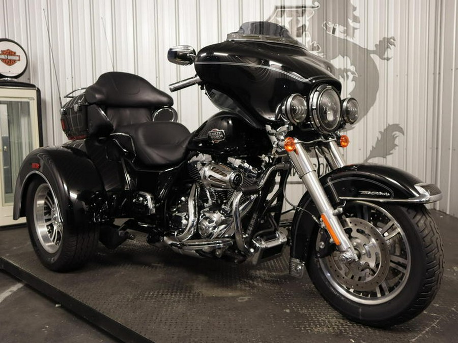 2012 Harley-Davidson® FLHTCUTG - Tri Glide® Ultra Classic®