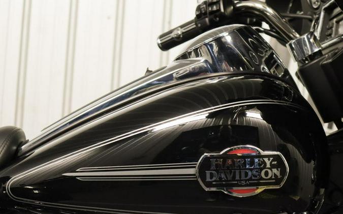 2012 Harley-Davidson® FLHTCUTG - Tri Glide® Ultra Classic®