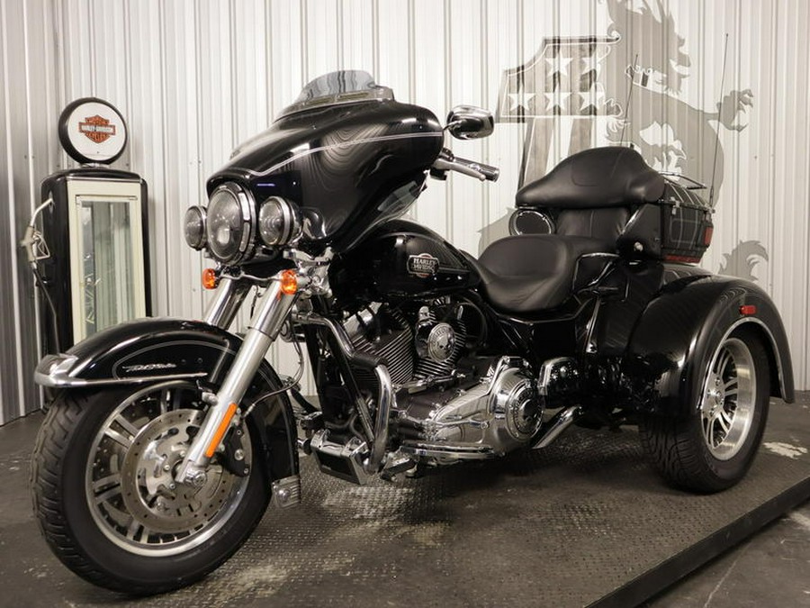 2012 Harley-Davidson® FLHTCUTG - Tri Glide® Ultra Classic®