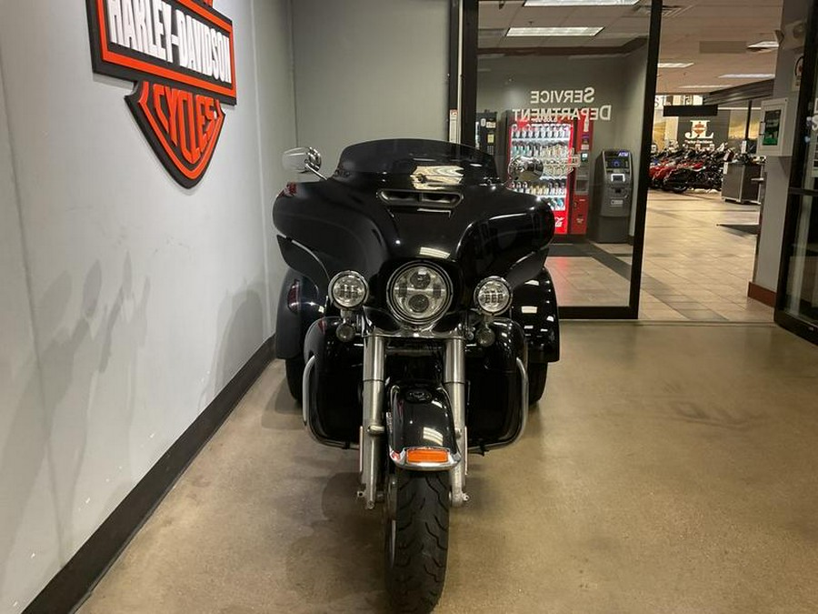 2019 Harley-Davidson® FLHTCUTG - Tri Glide® Ultra