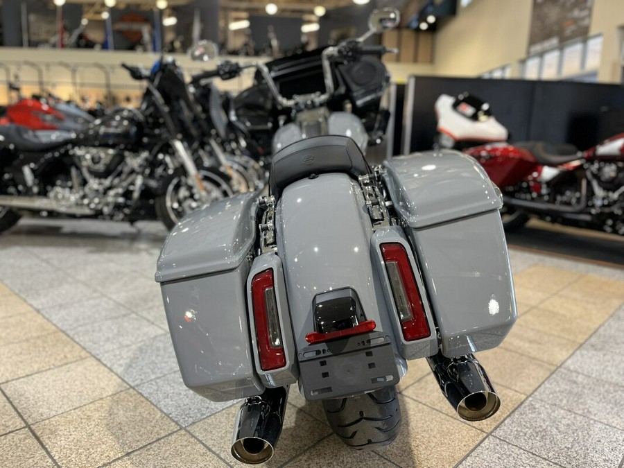 FLTRX 2026 Road Glide