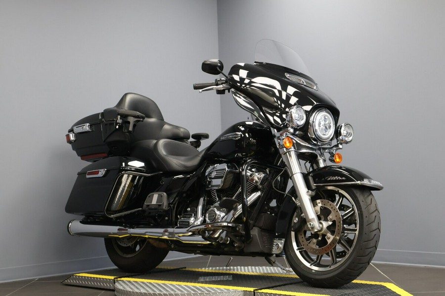 2018 Harley-Davidson® Electra Glide® Ultra Classic® FLHTCU