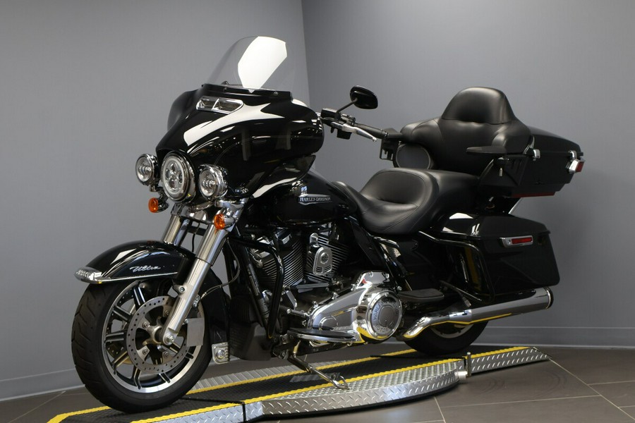 2018 Harley-Davidson® Electra Glide® Ultra Classic® FLHTCU