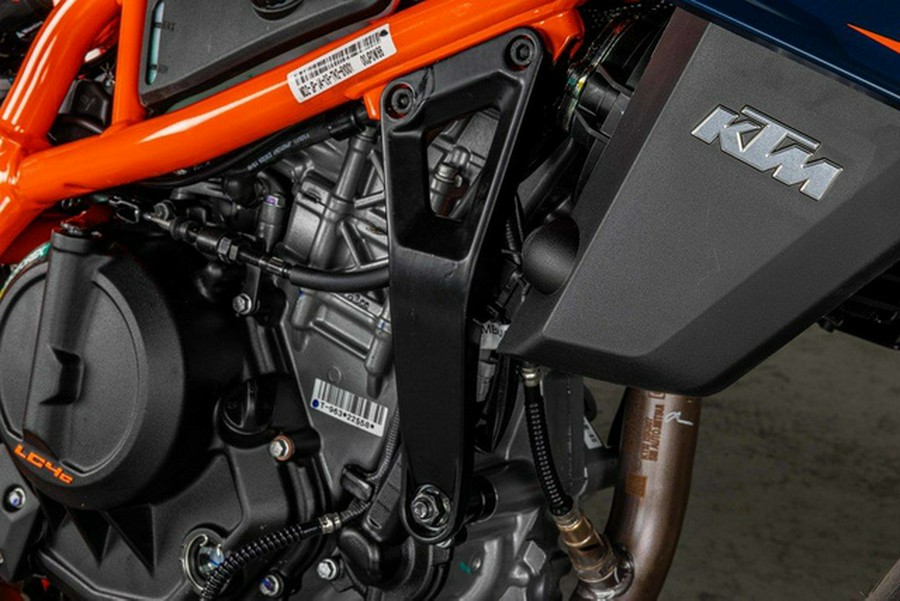 2026 KTM Duke 390