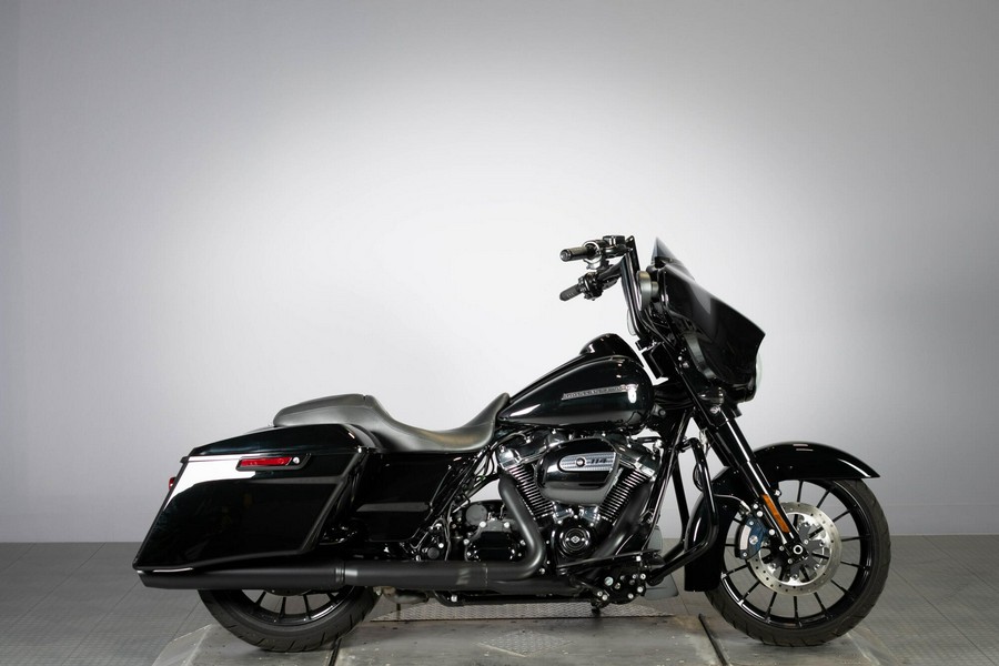 2019 Harley-Davidson Street Glide Special FLHXS