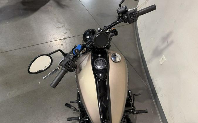 2024 Indian Chief Dark Horse Icon Sandstone Smoke