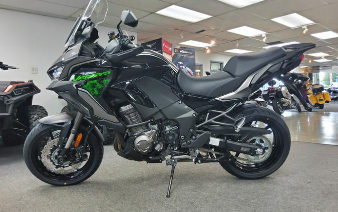 2022 Kawasaki Versys® 1000 SE LT+