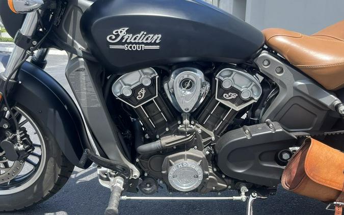 2016 Indian Motorcycle® Scout® Thunder Black Smoke