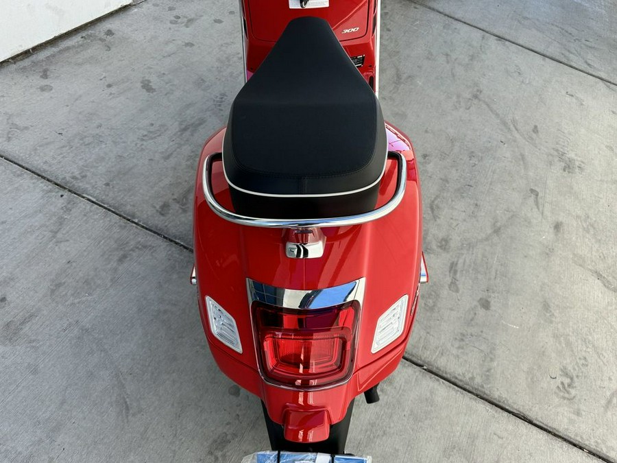 2024 Vespa GTS Super 300