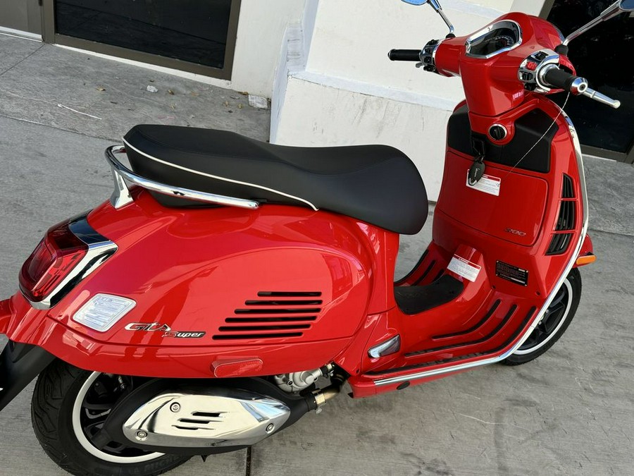 2024 Vespa GTS Super 300