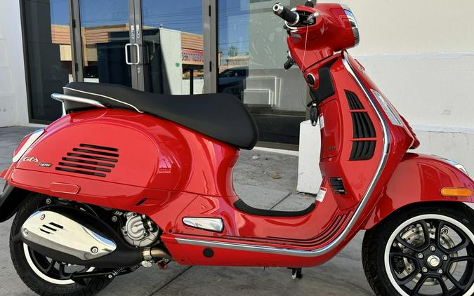 2024 Vespa GTS Super 300