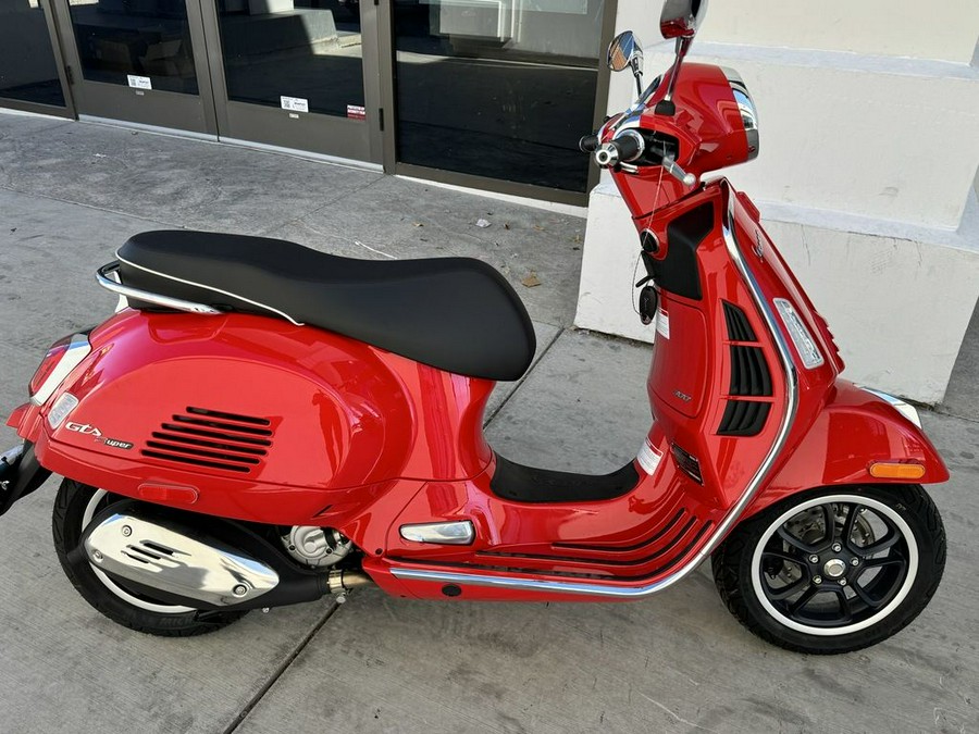 2024 Vespa GTS Super 300