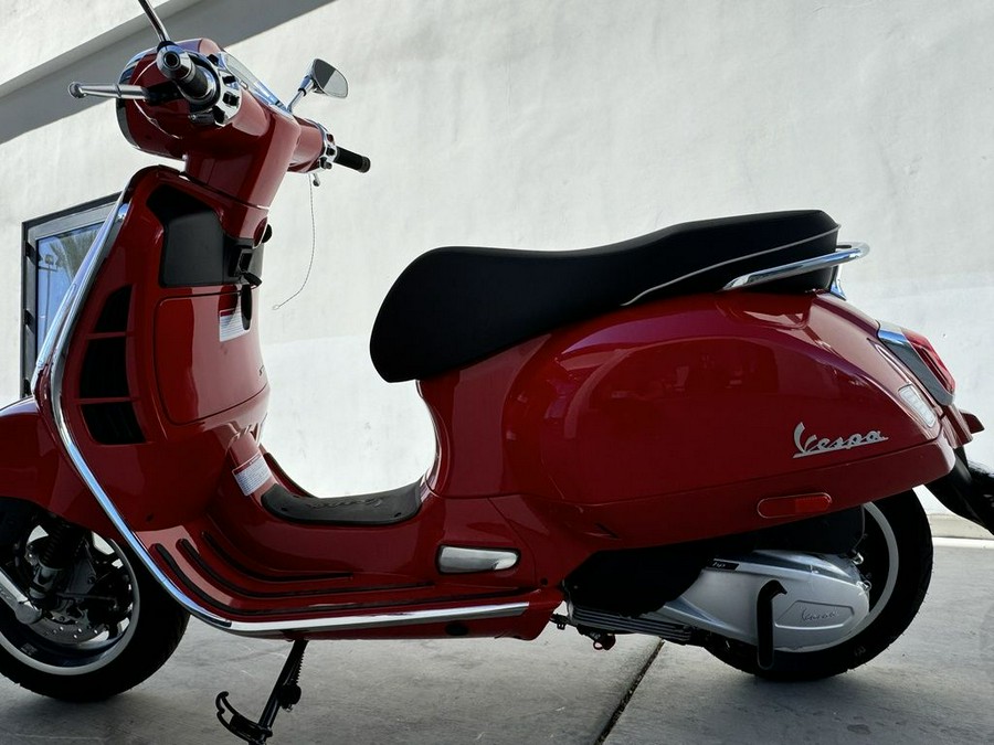 2024 Vespa GTS Super 300