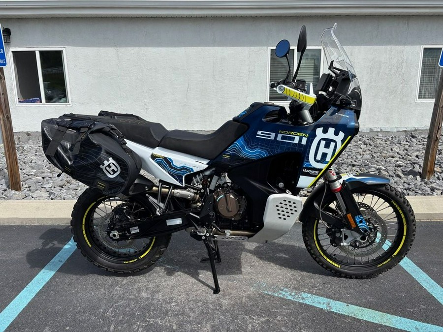 2023 Husqvarna® Norden 901 Expedition