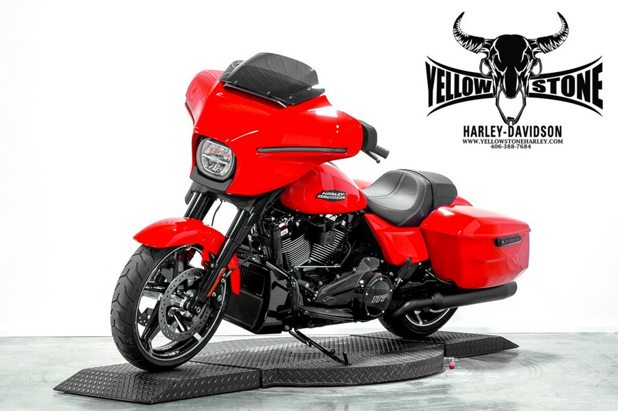 2026 Harley-Davidson® Street Glide® Blood Orange - Black