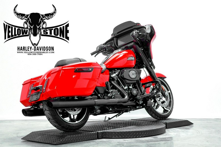2026 Harley-Davidson® Street Glide® Blood Orange - Black