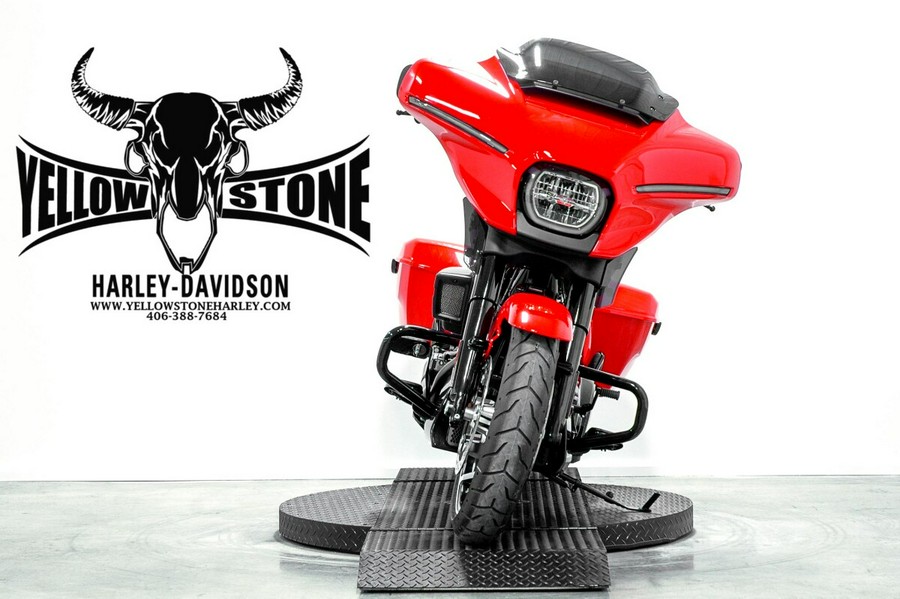 2026 Harley-Davidson® Street Glide® Blood Orange - Black