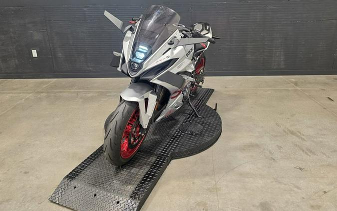 2024 Suzuki GSX 8R